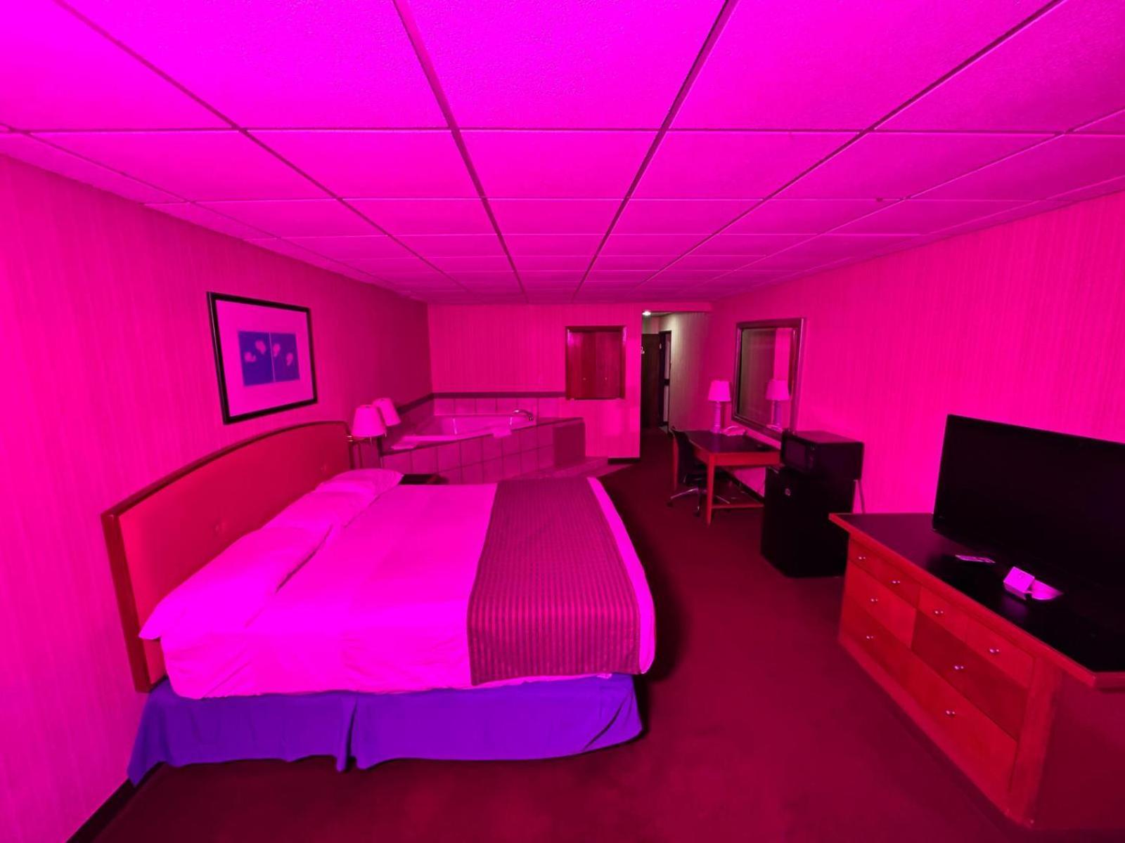 Travel Inn & Suites Emporia Luaran gambar