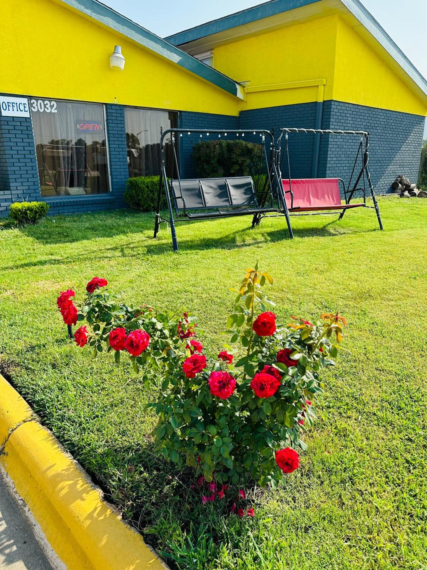 Travel Inn & Suites Emporia Luaran gambar