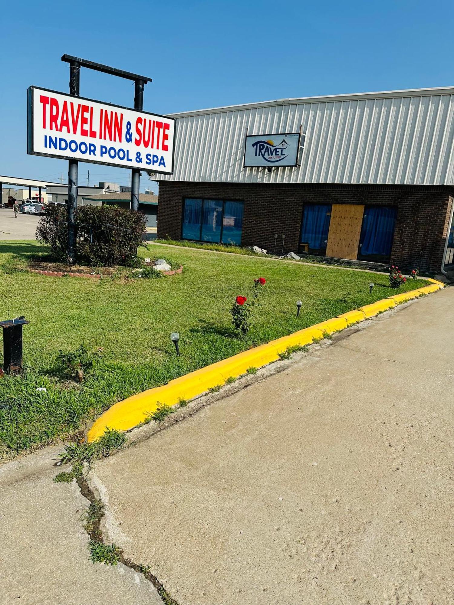 Travel Inn & Suites Emporia Luaran gambar